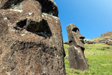 Zwei Moai, Osterinsel
